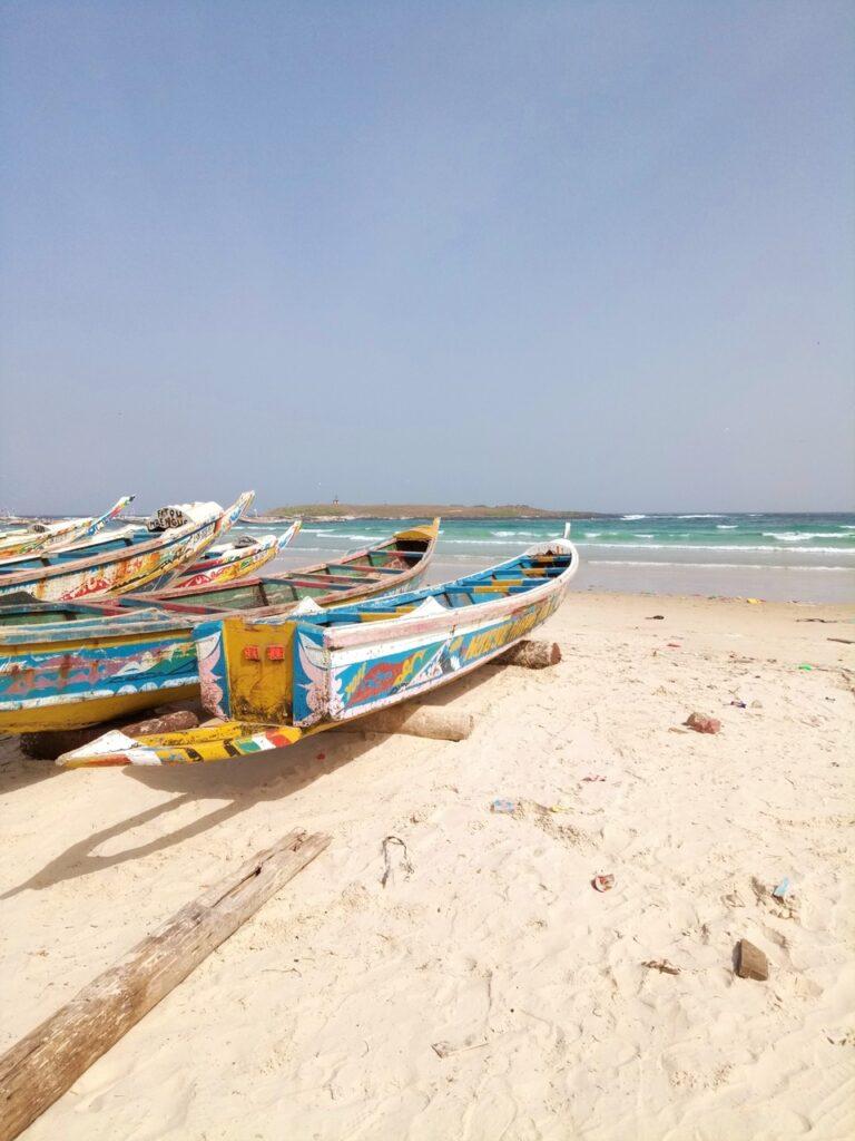 La plage de Yoff à Dakar au Sénégal